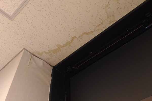 雨漏り・劣化を防ぐ！防水工事は約10年に1度の点検・メンテナンスがおすすめ-雨漏り