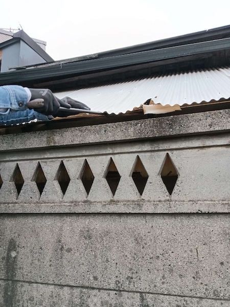 世田谷K様邸施工中波板撤去1